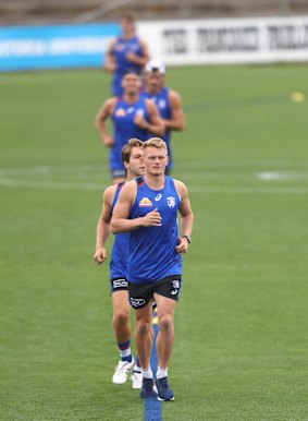 Adam Treloar trains with the Bulldogs on Wednesday. 