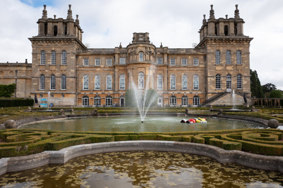 Andrew Valmorbida celebrated his wedding at England’s Blenheim Palace.