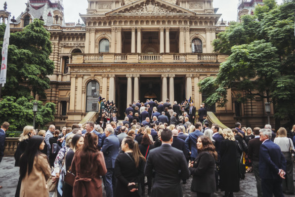 Hundreds gathered to farewell the “never to be underestimated” Lang Walker at Sydney’s Town Hall in May. 