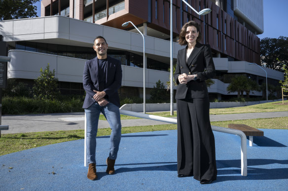 Independent MPs Alex Greenwich and Allegra Spender are calling for a long-term plan to expand public education in the eastern suburbs.