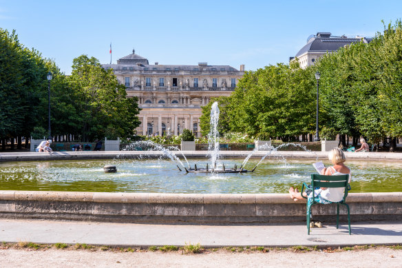 Pull up a chair at the fountain at Palais Royal gardens.