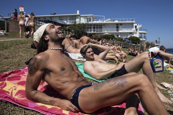 Experts say some Australians use sunscreen as a “permission slip” to tan.