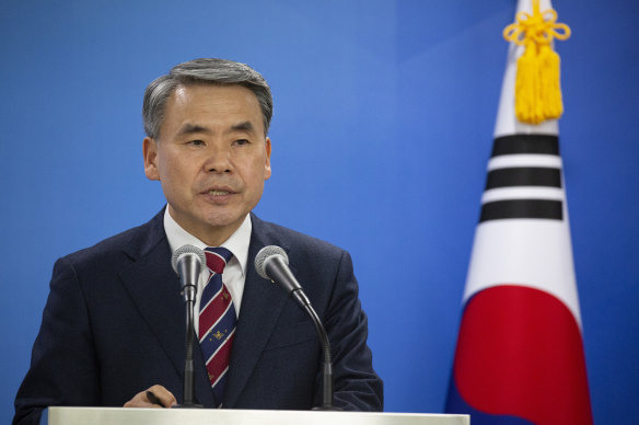 Lee Jong-sup in Seoul in January while he was defence minister.