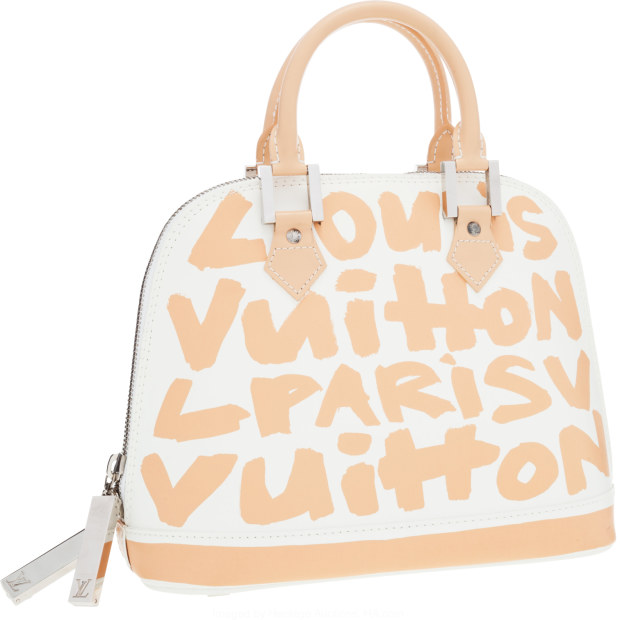 Louis vuitton bag travel Black and White Stock Photos & Images - Alamy