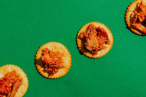Look for options that contain at least 15g of protein per serve.