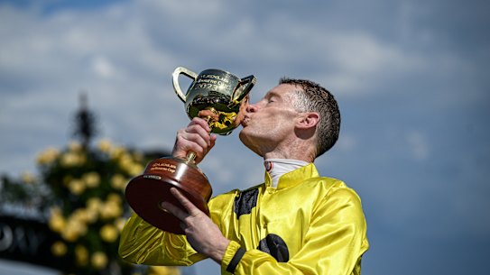 Mark Zahra kisses the cup