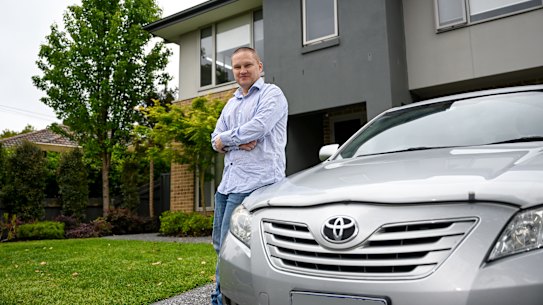 Shane Tresider went without his second car for a month and used an e-bike and public transport instead. 