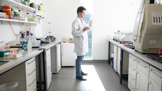 Mitchell Burriss, a top achiever in Science Extension in 2024, is now studying a bachelor of economics and advanced science at UNSW.