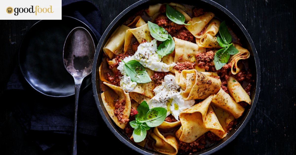 Quick pork and veal ragu recipe with rag pasta and burrata