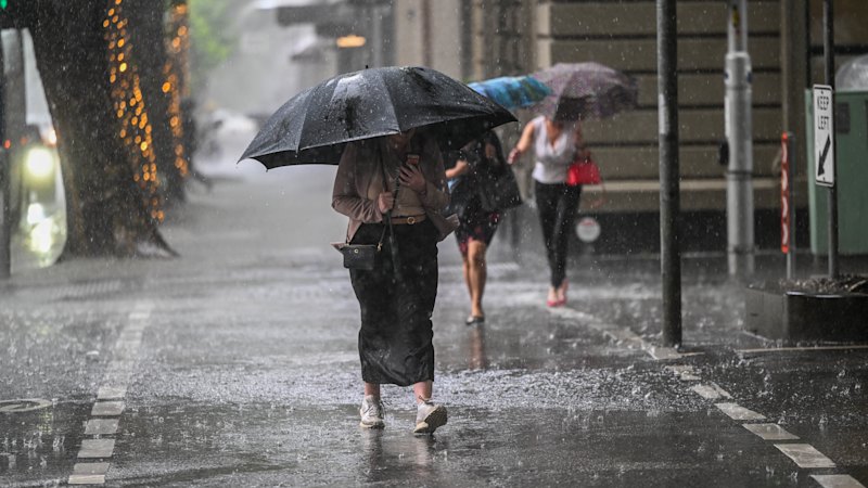 Melbourne says bye, bye sunshine, hello ‘blustery, rainy’ weather
