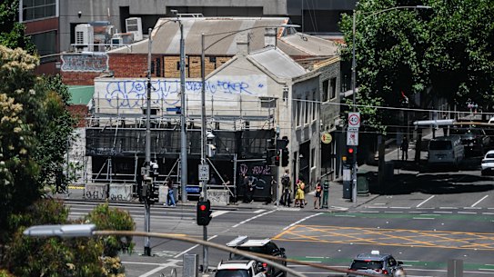 The former Russell’s Old Corner Shop, built in 1850 and sold in 2021 to an investor for $1.8 million. His promise to restore it has come to nothing so far.