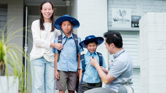 Valent Lai and Caroline are concerned about sending their kids Nathan (10) and Nicholas (5) back to school with Omicron cases increasing.