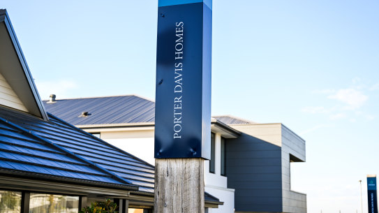 Liquidators for collapsed Porter Davis said it had entered into an agreement that would keep people employed and ensure houses are completed.