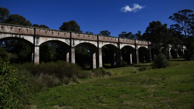 Boothtown aqueduct spans a valley in Greystanes.