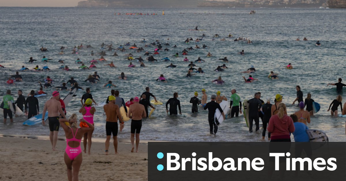 Bondi Junction stabbing: Hundreds of surfers paddle out for Bondi Beach tribute - Vimarsana News