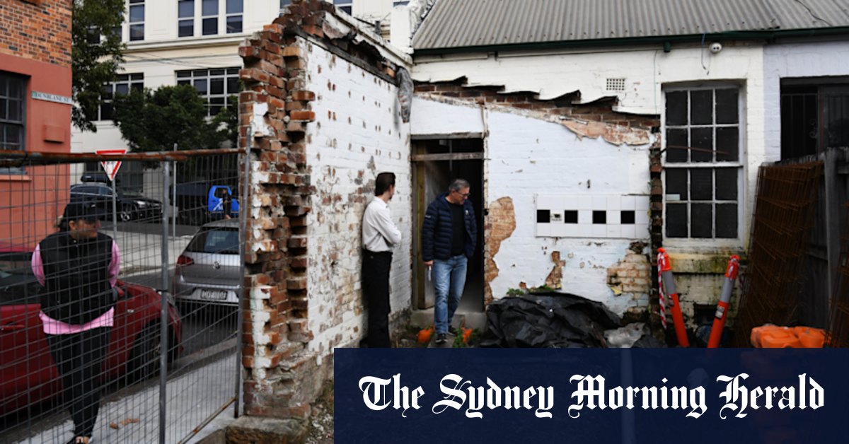 Sydney auctions: Gutted and unlivable Camperdown house sells for $1.13 million to first home buyer - Vimarsana News