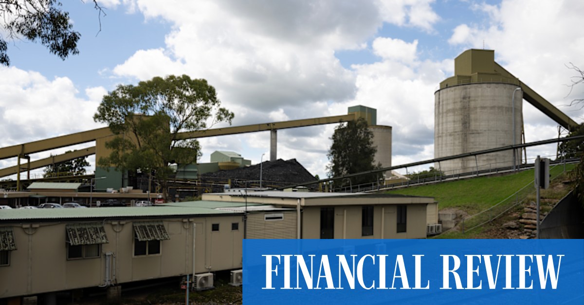 afr.com - Sarah Thompson, Kanika Sood, Emma Rapaport - Oaktree lawyers up as Gupta restarts Tahmoor coal mine sale; six parties keen