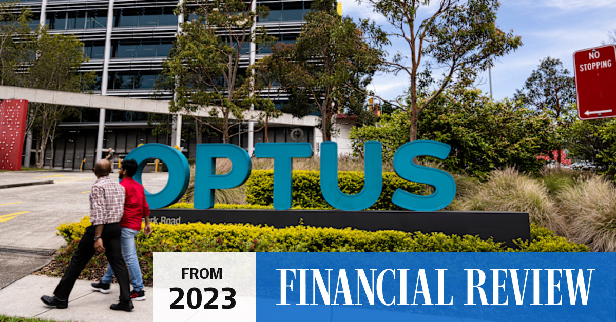 Optus outage: Optus tries to staunch potential ‘big loss of customers’
