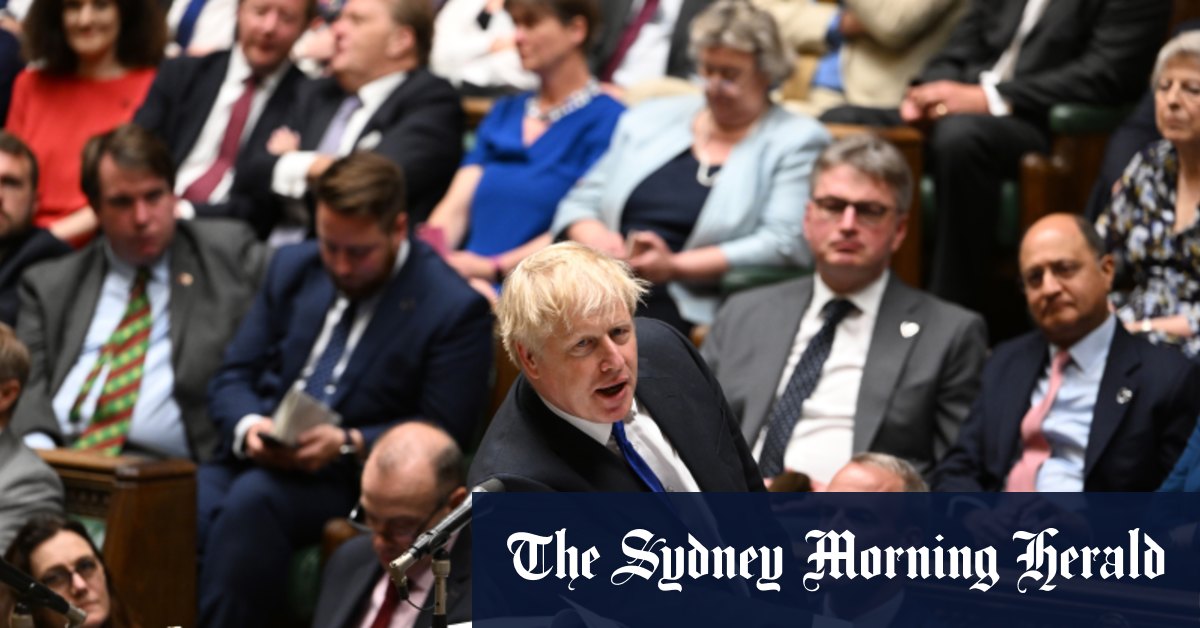 Il gabinetto dice a Boris Johnson che il suo tempo è scaduto poiché più di 100 parlamentari ritirano il sostegno