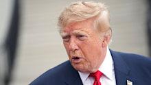 Donald Trump has called on Ukrainian President Volodymyr Zelensky to step aside.
