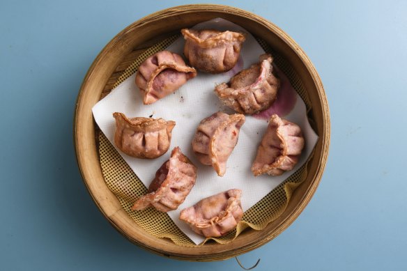 Fried beetroot momo. 