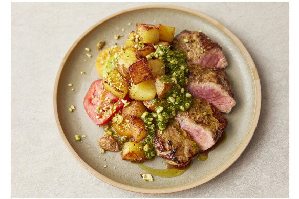 Jamie Oliver s herby steak and crispy potatoes recipe