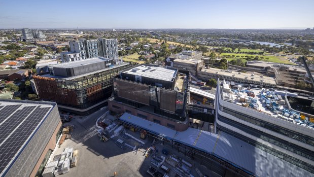The new hospital will span five buildings and employ 5000 people.