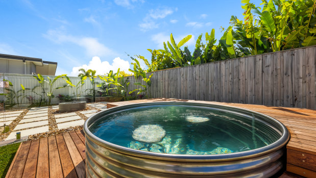 Outback Plunge Pools are comparatively light, making them easy to install.
