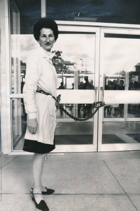 Equal pay activist Zelda D’Aprano chained to the front doors of the Commonwealth Centre, Melbourne in 1969.