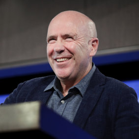 Man Booker prize-winning author Richard Flanagan opposes the Australian War Memorial expansion.