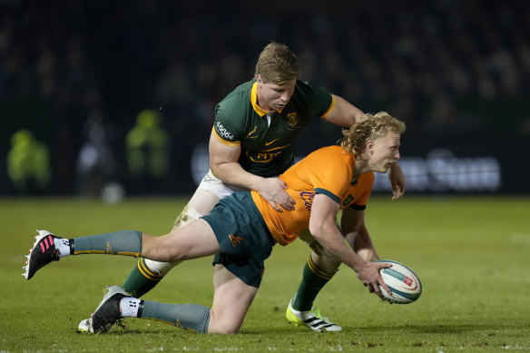 Carter Gordon scored a long-range try on debut.