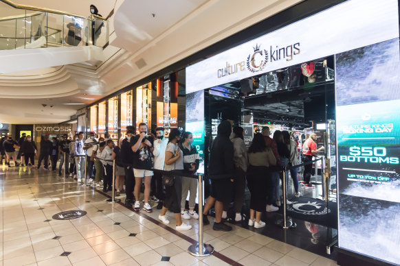 Shoppers line up the Culture Kings store in Chadstone shopping centre on Boxing Day.