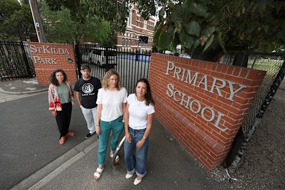St Kilda Park Primary School parents Allison Shanahan, Dr Ross Barham, Elisa Webb and Kara Barbuto say it’s an indictment their school isn’t fully funded.