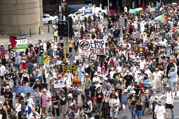 Thousands gathered in Sydney to join the Invasion Day rally.