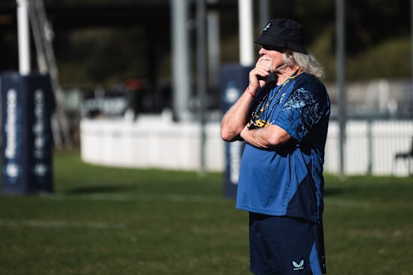 Laurie Fisher no treinamento dos Wallabies em Sydney.