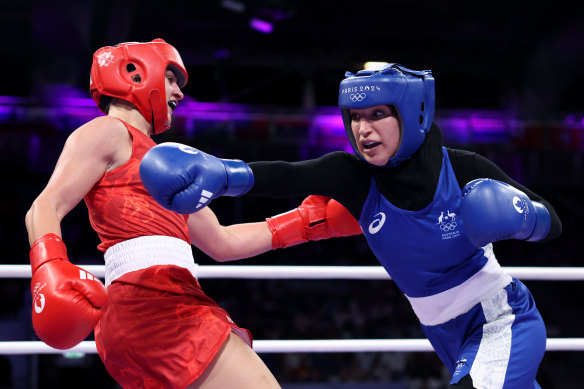 Tina Rahimi (right) during her fight against Poland’s Julia Szeremeta.