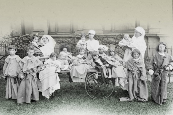 Children confined during the Spanish flu epidemic that killed 12,000 Australians. 

 