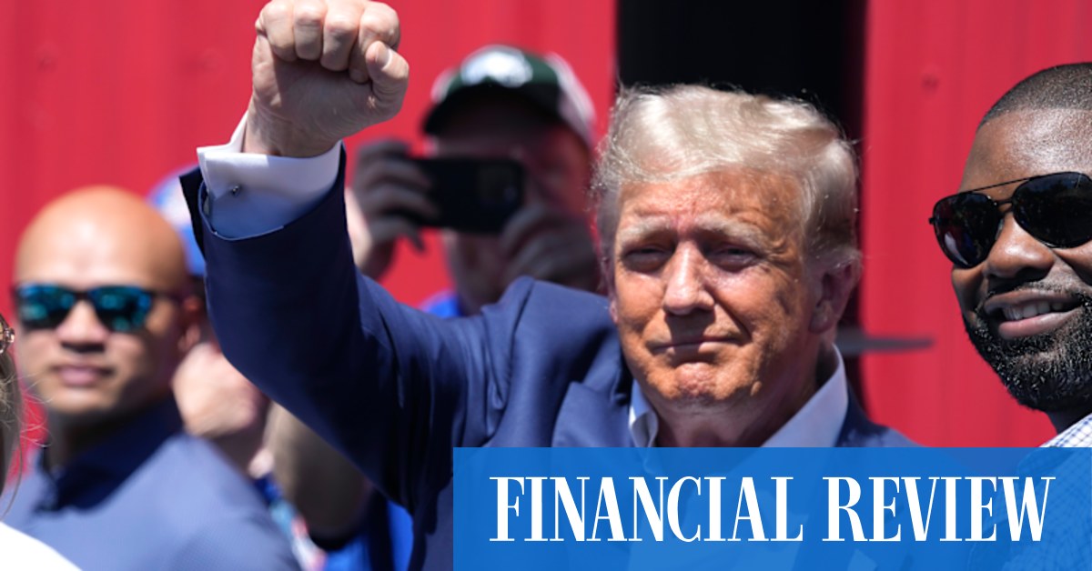 US court posts Trump charges - then takes them down