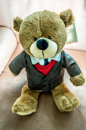 Myer xmas shop bear 2018