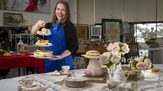 Event Stylist Kerryn Howell believes anyone can create great table decor using secondhand items. 