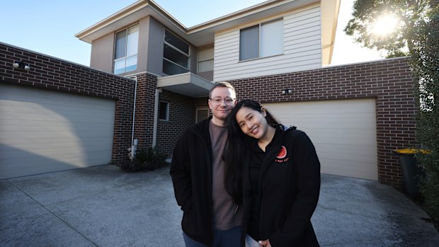 Liam Walsh and Rosalina Prasetio currently rent a townhouse in Frankston, but want the security of home ownership to start a family.