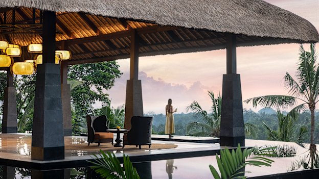 Impiana Private Villas Ubud’s open-air lobby, overlooking jungle canopy.