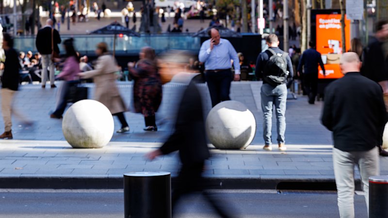 Australians hesitant to change jobs, citing caution and insecurity