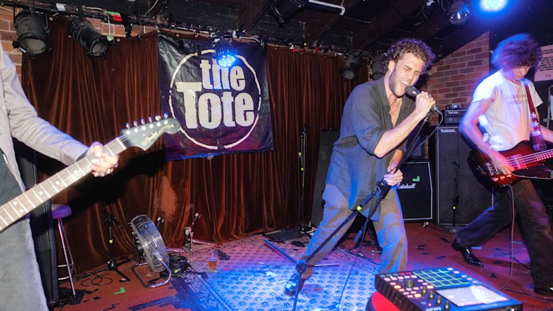 Rain Dogs at The Tote; I Thought You Said at Theatre Works