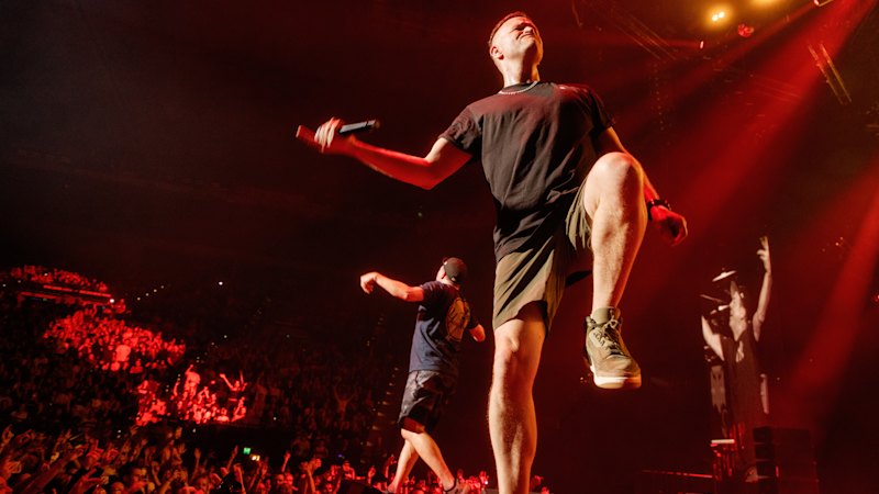 Hilltop Hoods at Rod Laver Arena; The Streets at St Kilda Foreshore; Back to Te Maunga at La Mama; Jean-Yves Thibaudet with the MSO; The Diary of Anne Frank at the Athenaum;