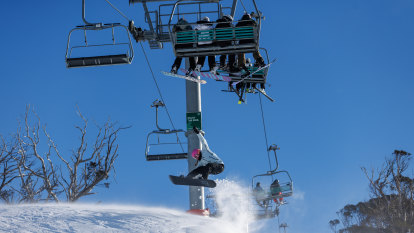 Sydney teenager dies in Thredbo skiing accident