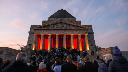 Shrine of Remembrance ditches rainbow light plan after receiving threats, abuse