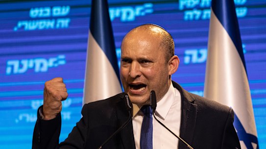 Right-wing politician Naftali Bennett is set to take over from Benjamin Netanyahu as Israeli prime minister.