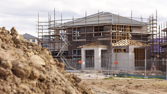 Engaging with builders and tradespeople should be approached carefully as the number of insolvencies among builders is still running high