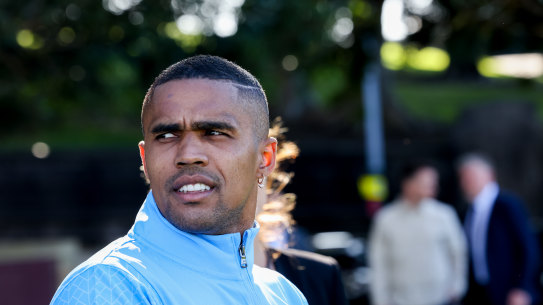 Douglas Costa was unveiled as a Sydney FC player on Monday.